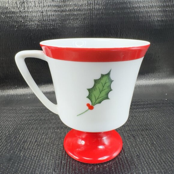 Seyei Christmas Holly Leaf Fine China Porcelain Pedestal Coffee Cups Mugs Set 2 - Picture 3 of 12